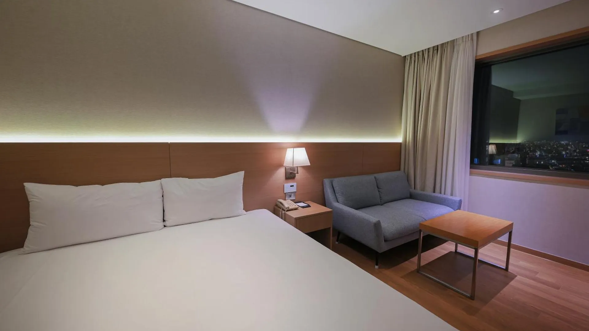 Astar Hotel Jeju 4*,  Corea del Sur