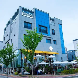 https://rain-boots-guest-house.incheonhotels.info