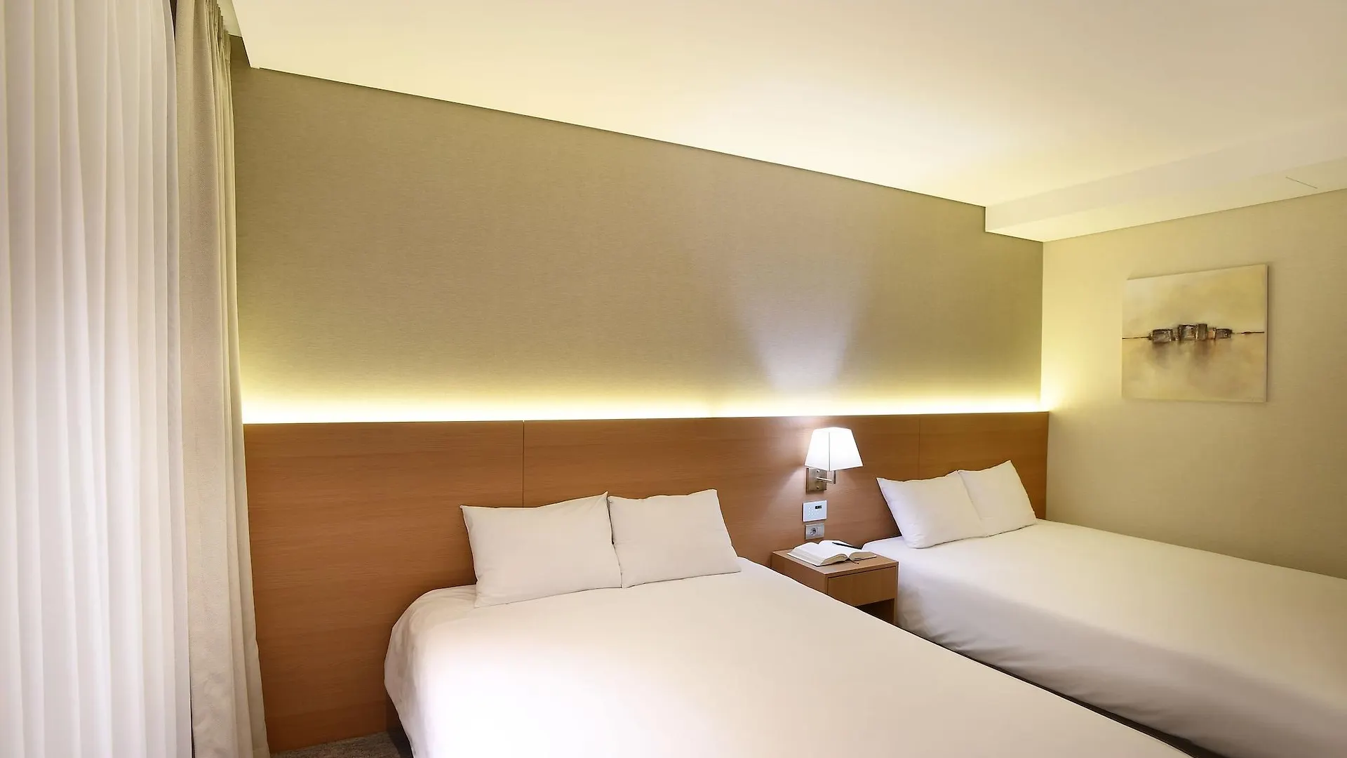 Astar Hotel Jeju