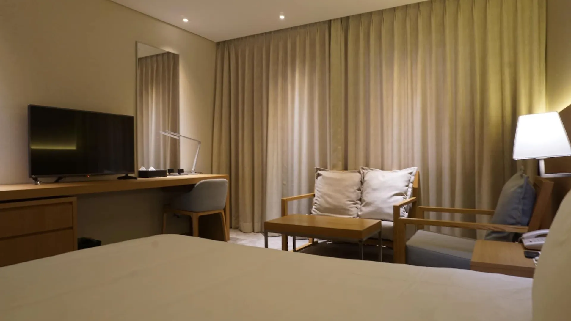 Astar Hotel Jeju